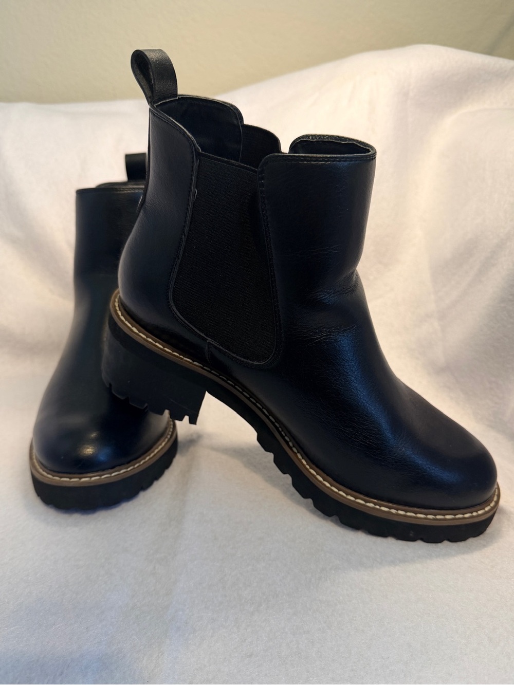 Lane Bryant Black Chelsea Lug Boots - Women's Stylish Ankle Boot